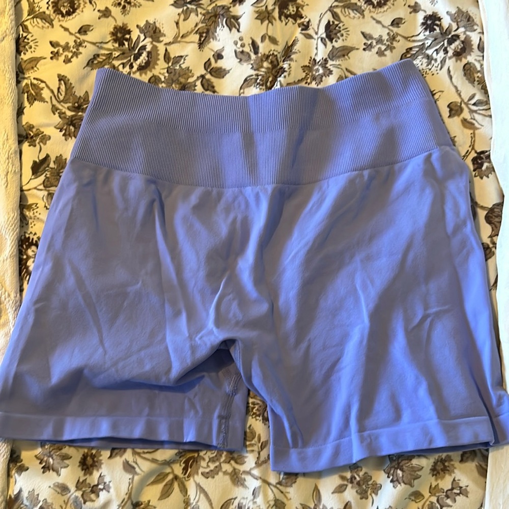 Lavender size medium Aurola workout shorts